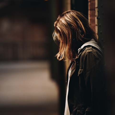 Women struggling - Photo by Eric Ward on Unsplash