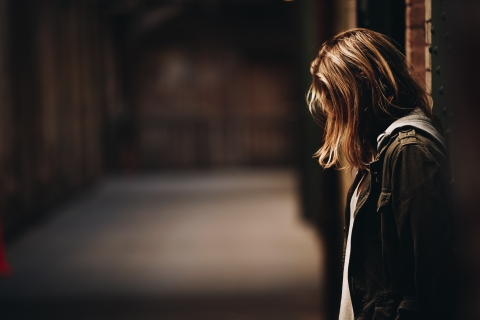 Women struggling - Photo by Eric Ward on Unsplash